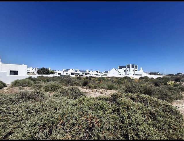 LAND FOR SALE IN BRITANNIA BAY